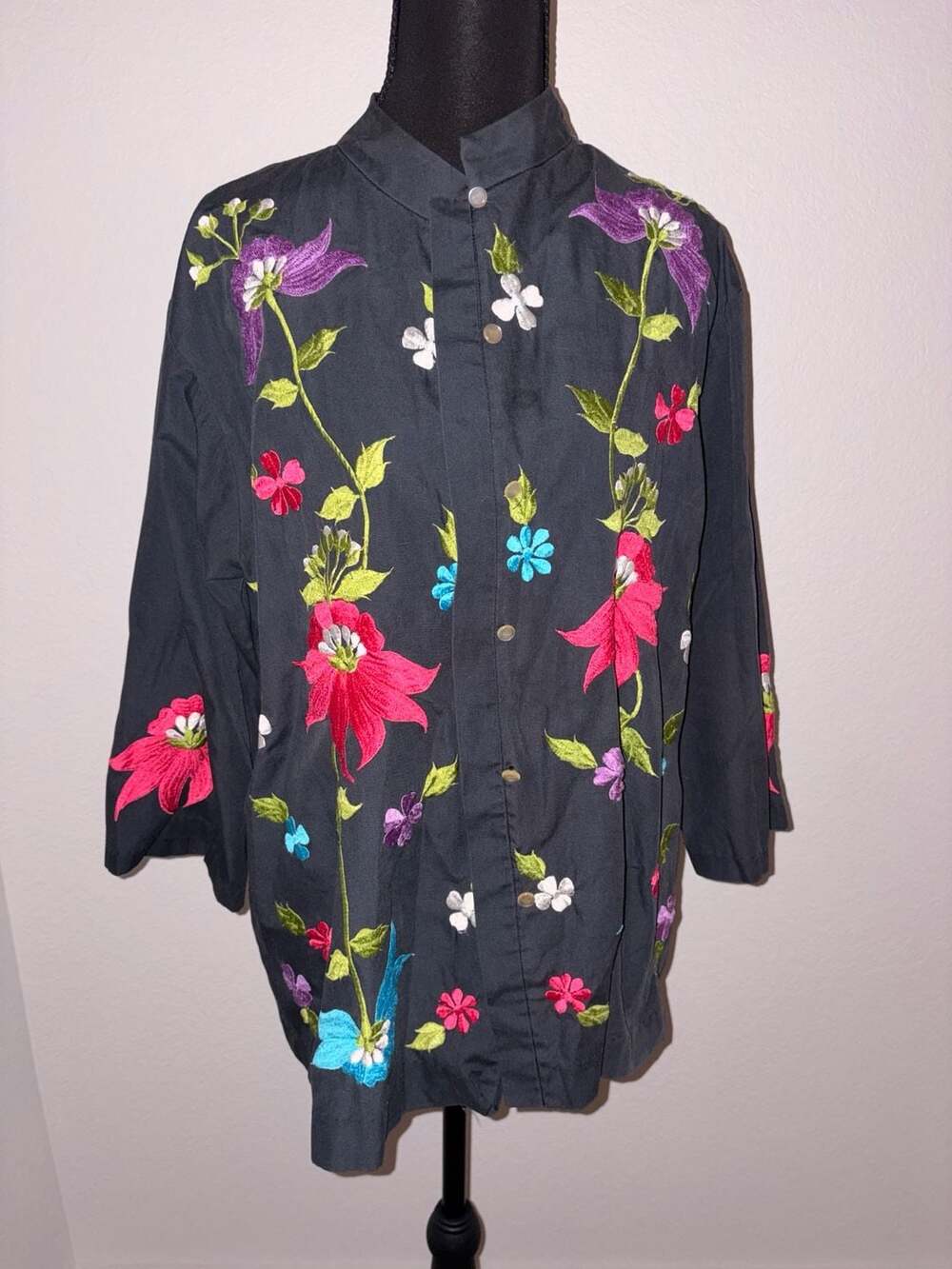 Caro of Honolulu Black Mandarin Collar Floral Embroidered Button-Up Shirt